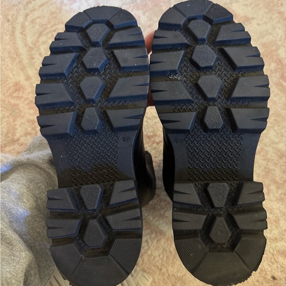 Thursday Ryder Platform Black Zippered Ankle Boots size us 8.5 women - Picture 6 of 9